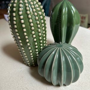 Cactus statues